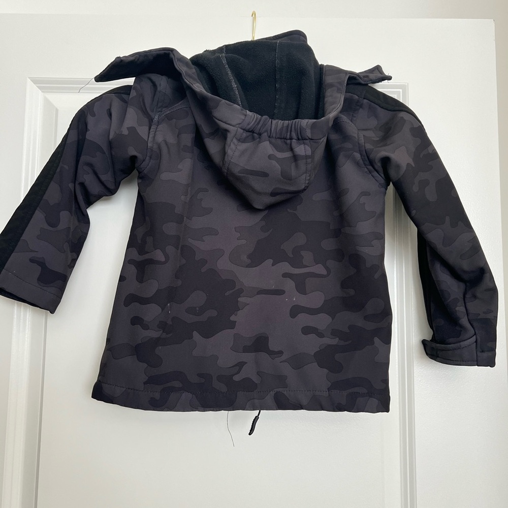 Boy Reebok Jacket 5-6 - Picture 2 of 2